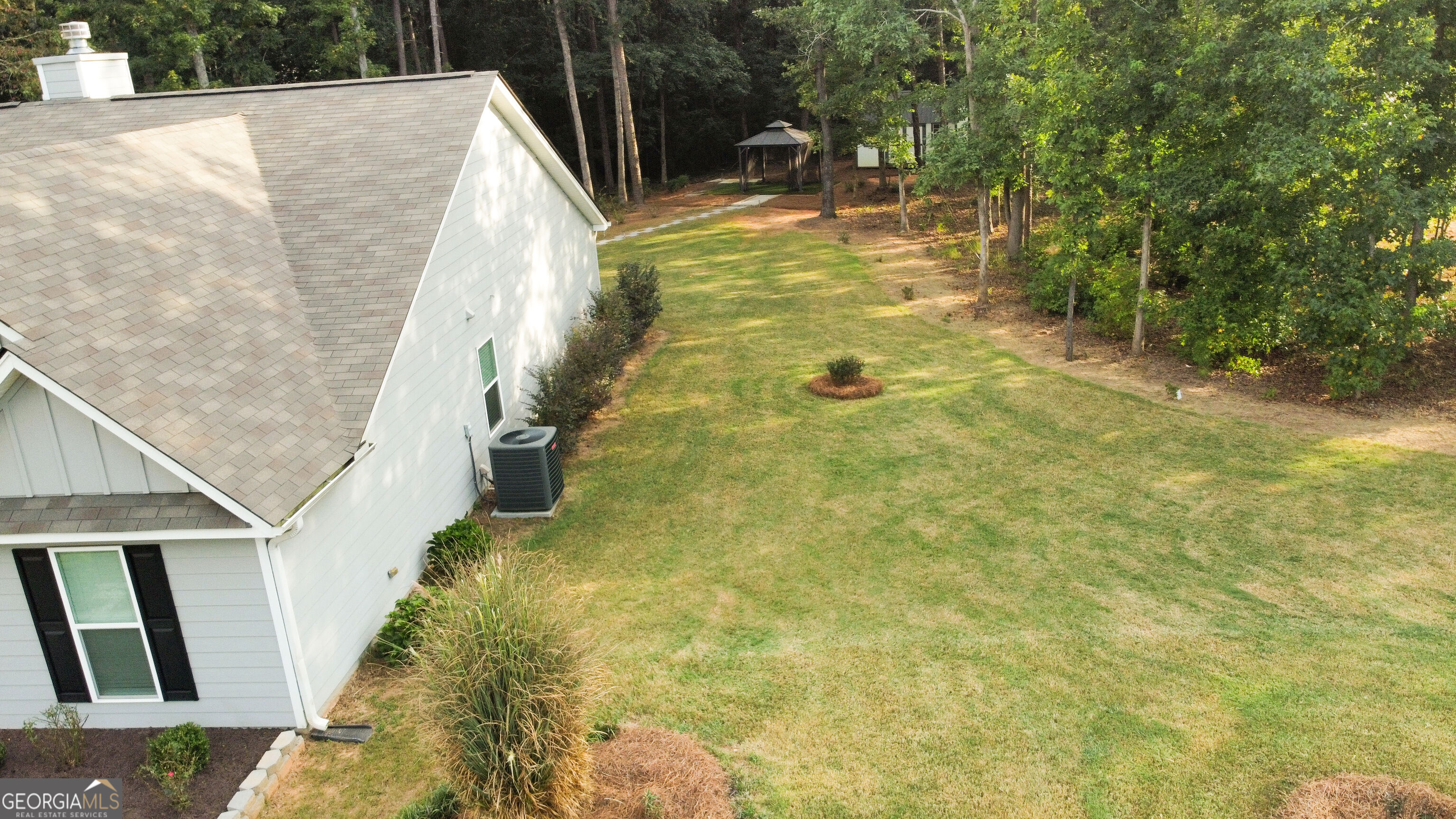 99 Southwood Drive Property Photo 8