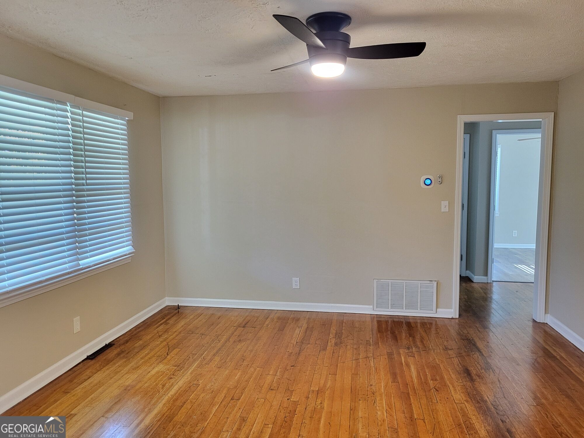 112 N 13th Avenue Property Photo 7
