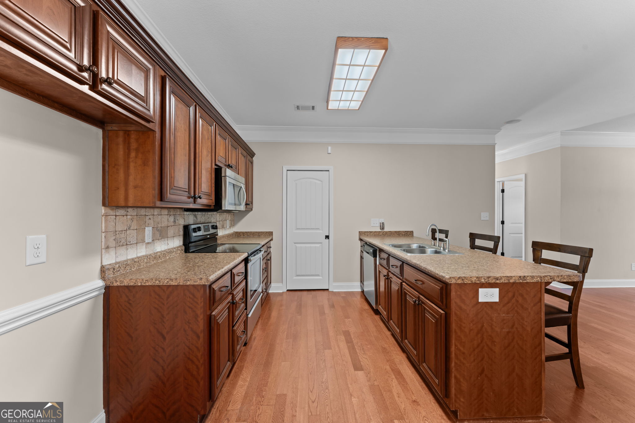 200 Lasso Drive Property Photo 12
