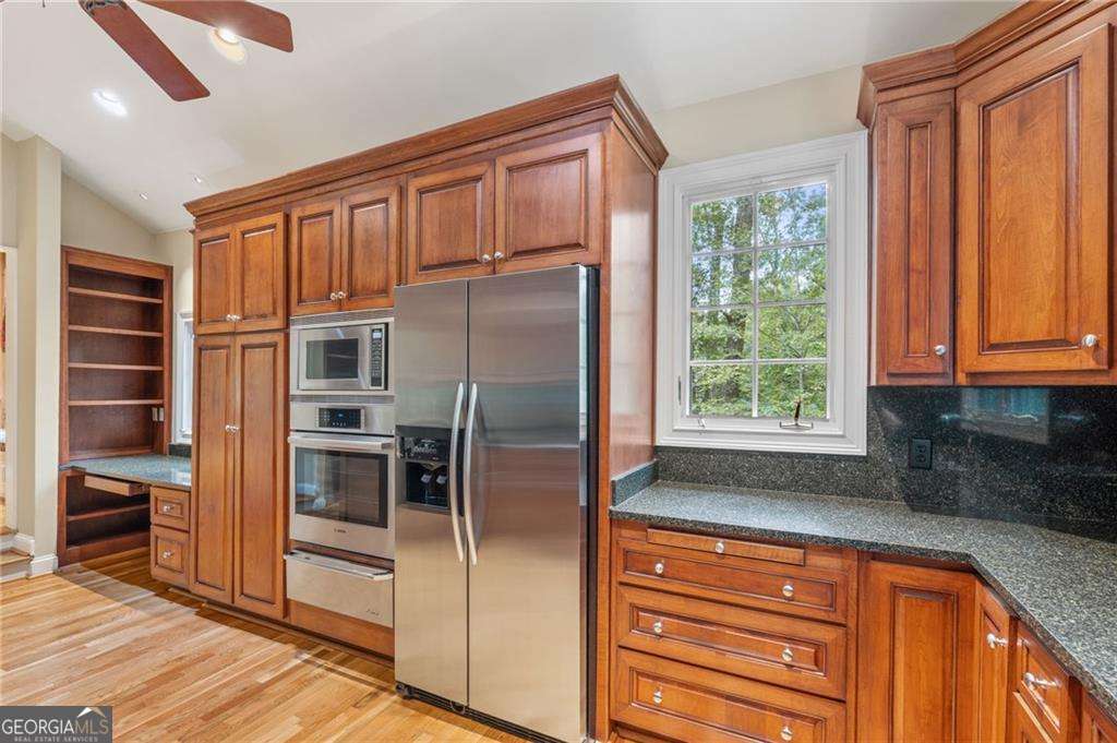 1037 Davis Drive Property Photo 10