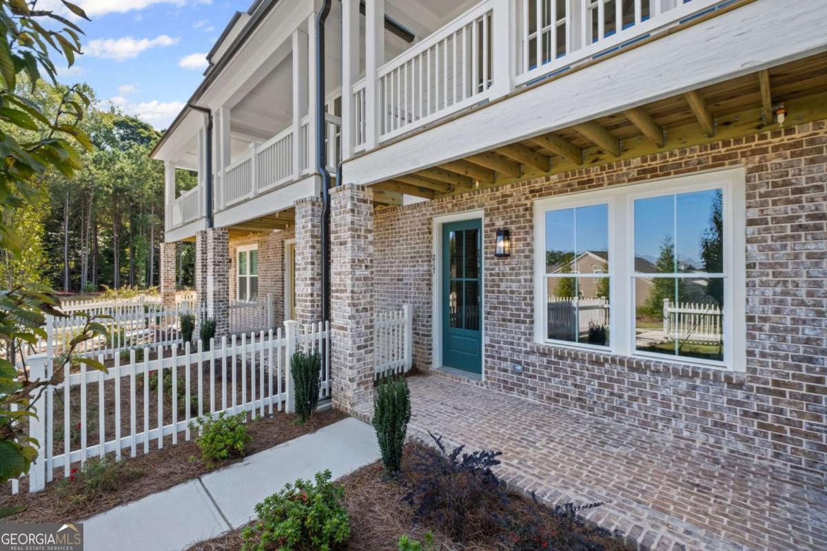 217 Village Overlook # H3 Property Photo 6