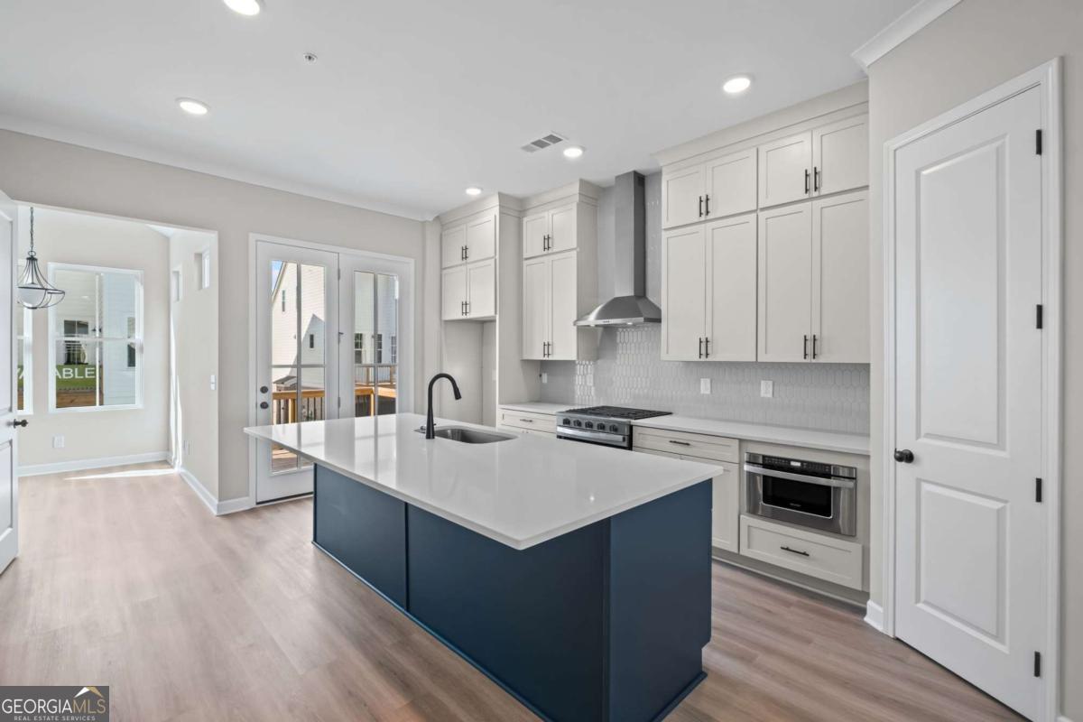 217 Village Overlook # H3 Property Photo 16