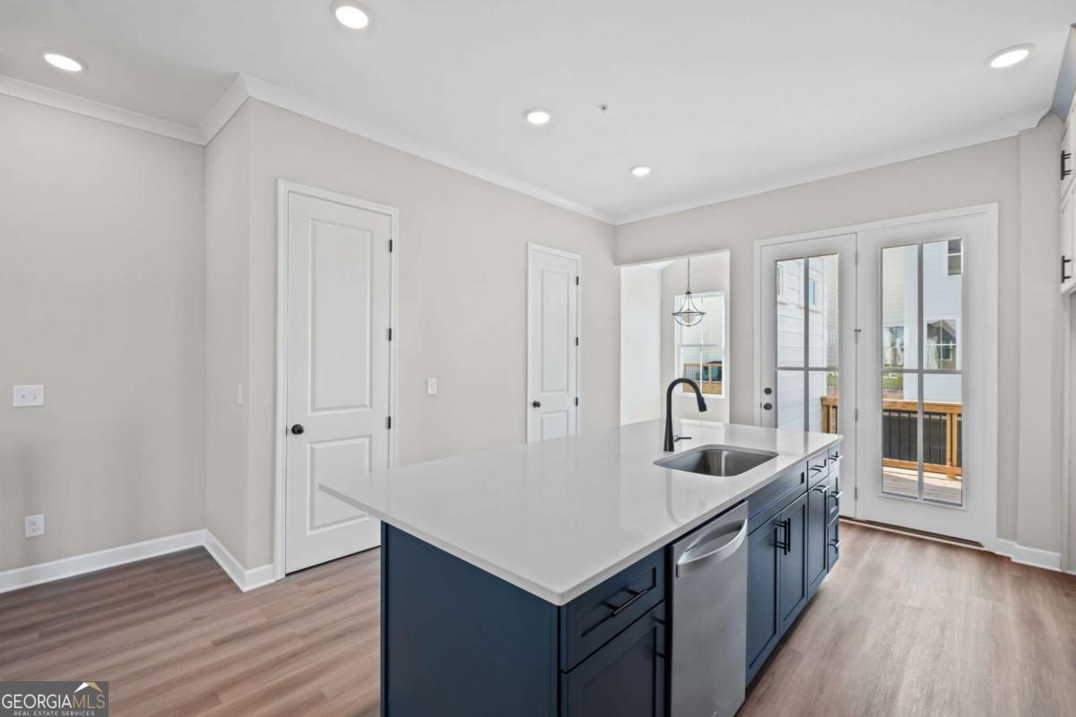 217 Village Overlook # H3 Property Photo 18