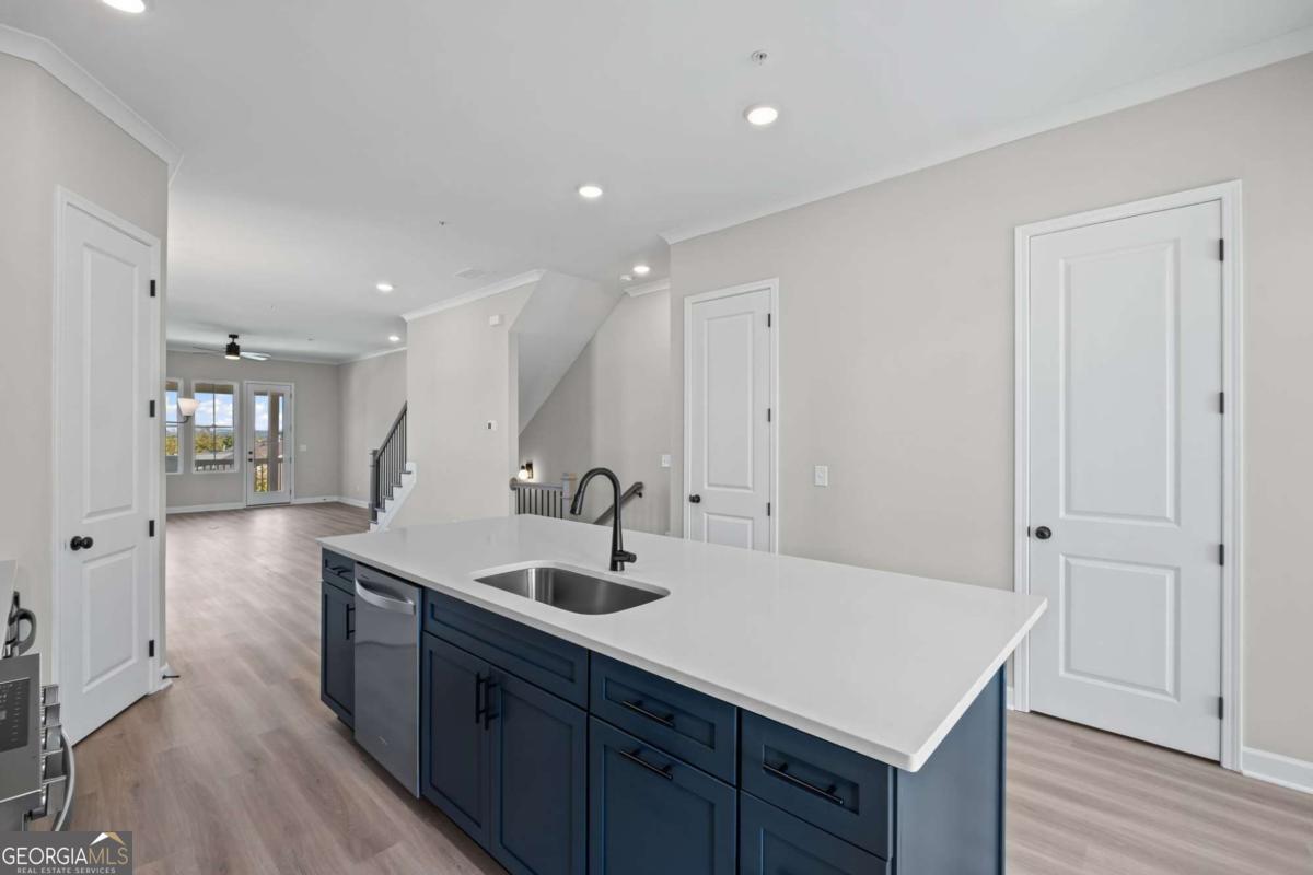 217 Village Overlook # H3 Property Photo 19
