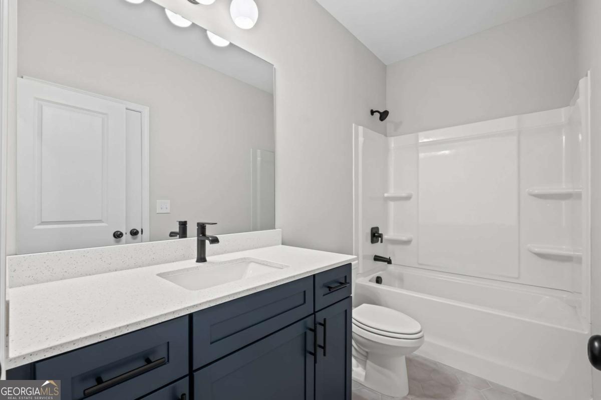 217 Village Overlook # H3 Property Photo 24