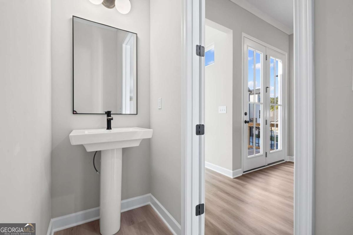 217 Village Overlook # H3 Property Photo 25