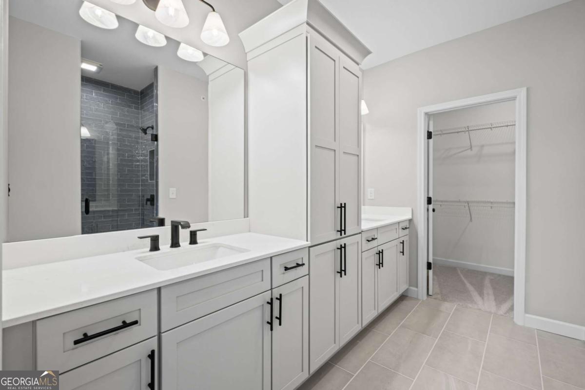 217 Village Overlook # H3 Property Photo 28