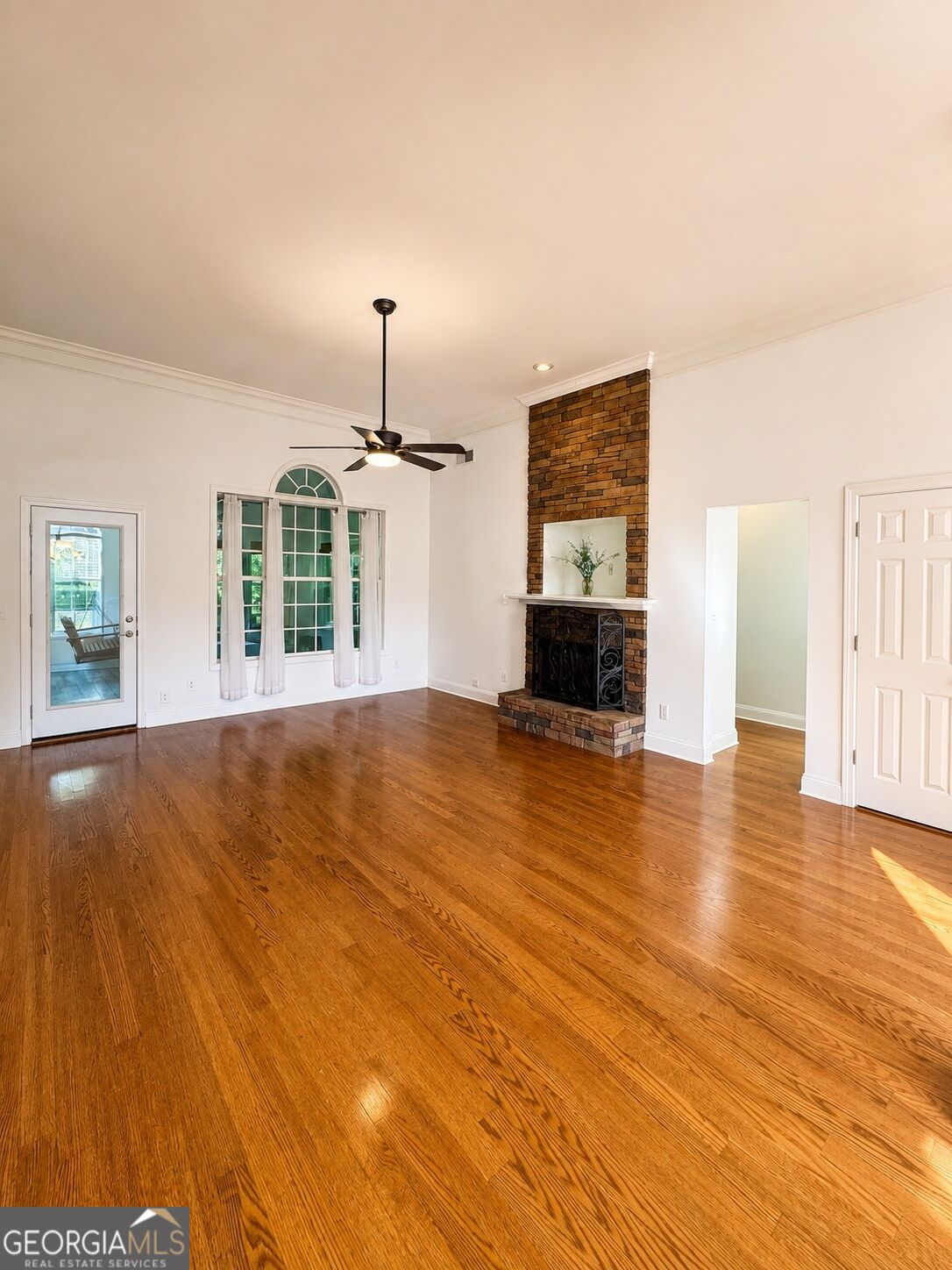 1049 Monticello Drive Property Photo 8