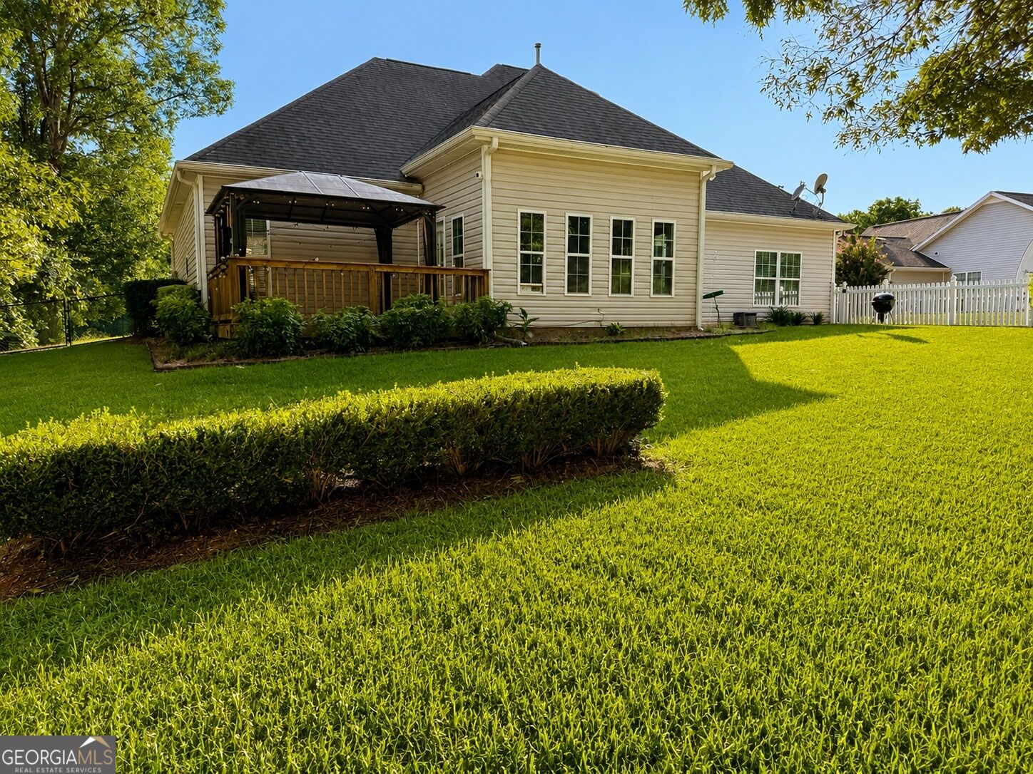1049 Monticello Drive Property Photo 39