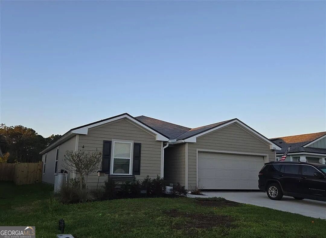 5560 Spruce Alder Way Property Photo 2