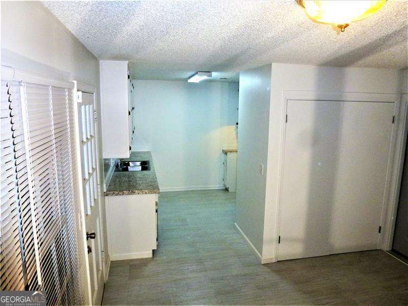 382 Cross Creek Place Property Photo 10