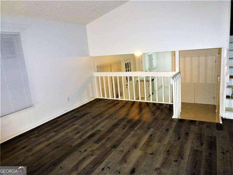 382 Cross Creek Place Property Photo 14