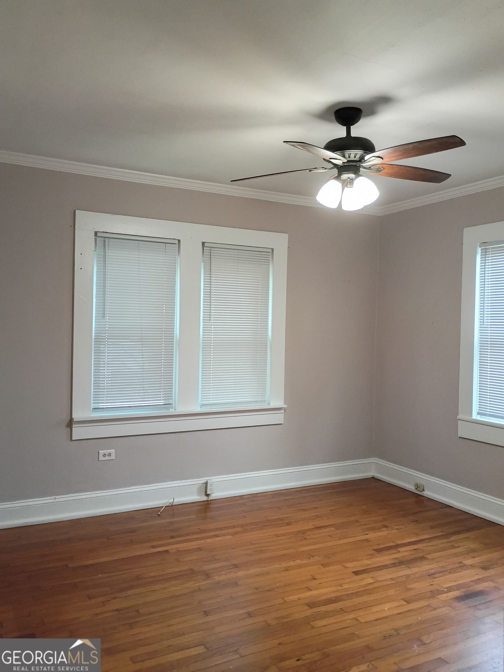 402 Gordon Street Property Photo 9