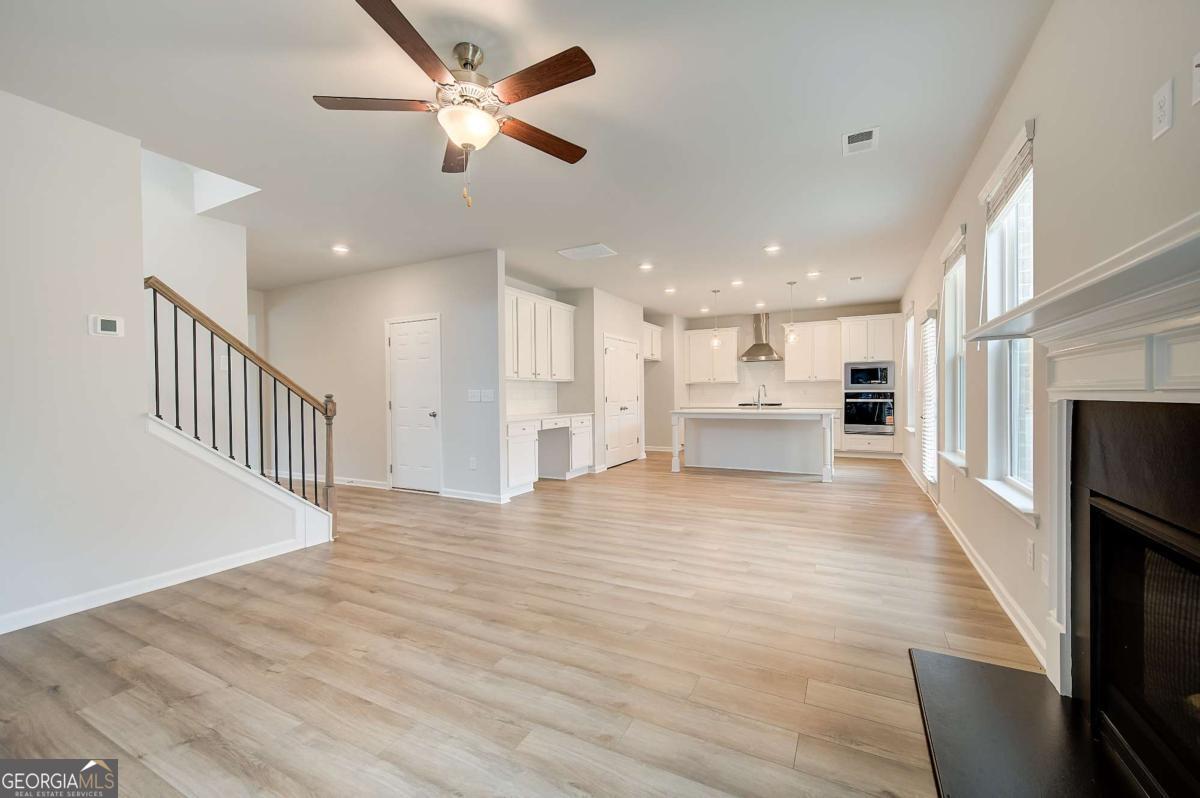 183 Dalston Cove Property Photo 14