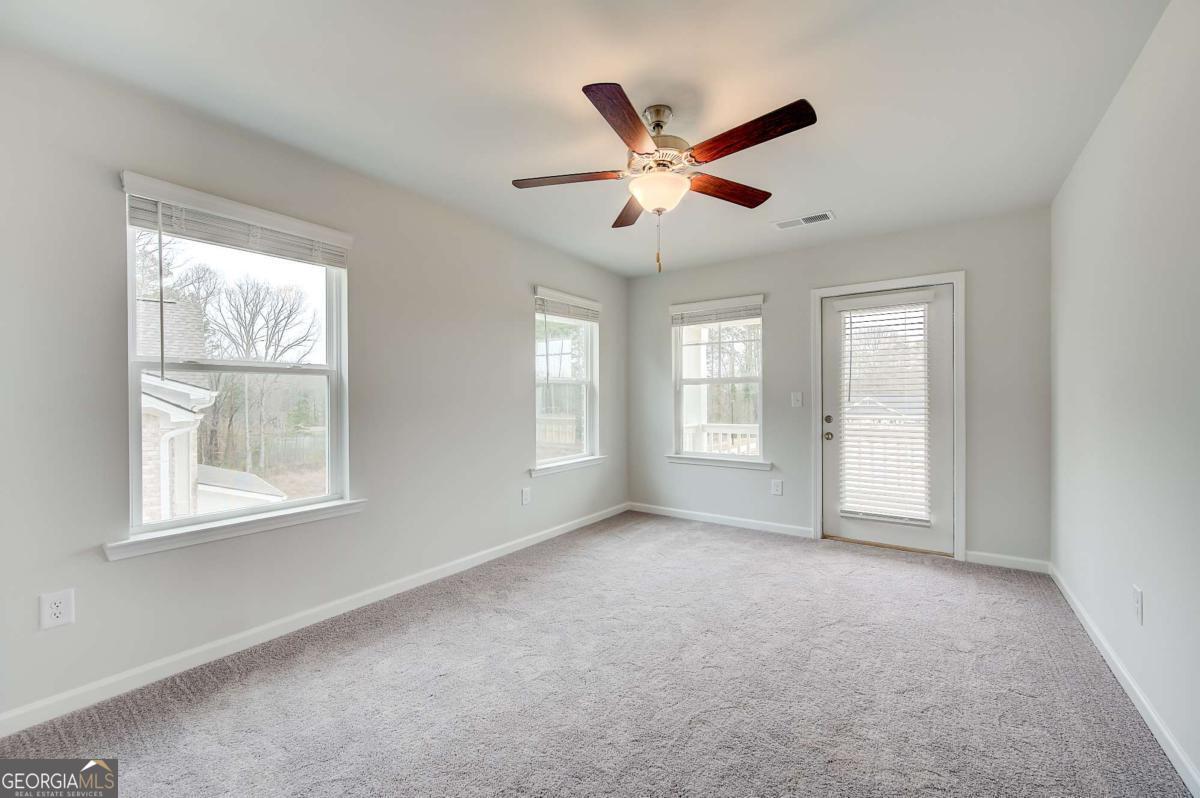 183 Dalston Cove Property Photo 19