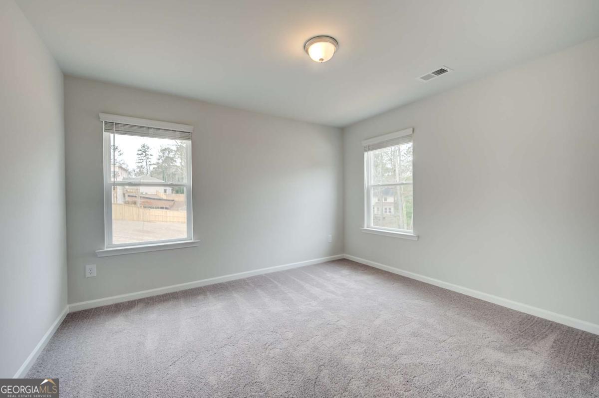 183 Dalston Cove Property Photo 21