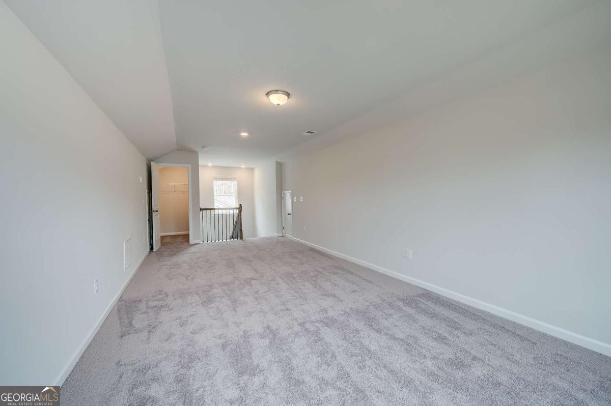 183 Dalston Cove Property Photo 28