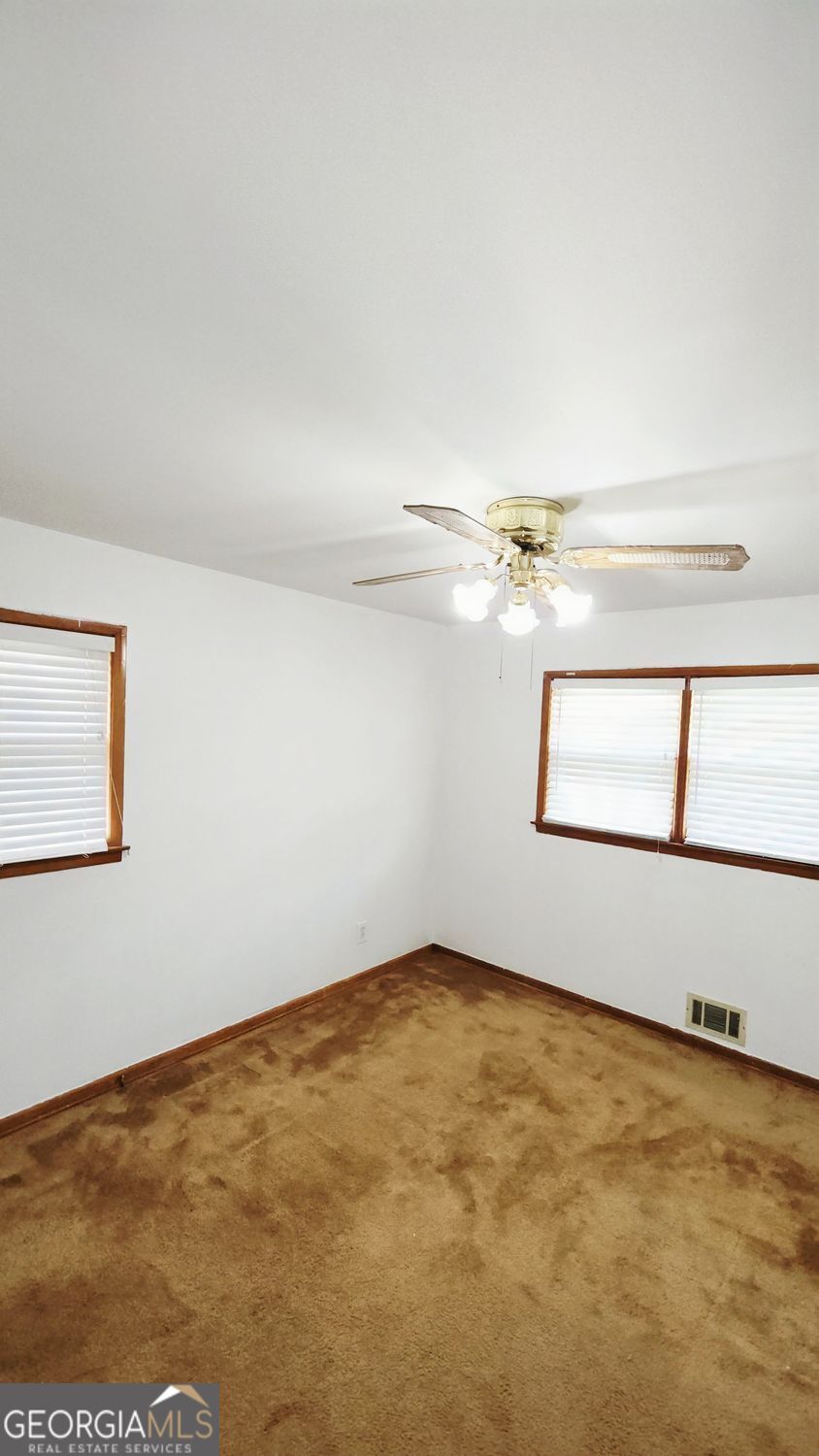 965 Laurel Street Property Photo 10