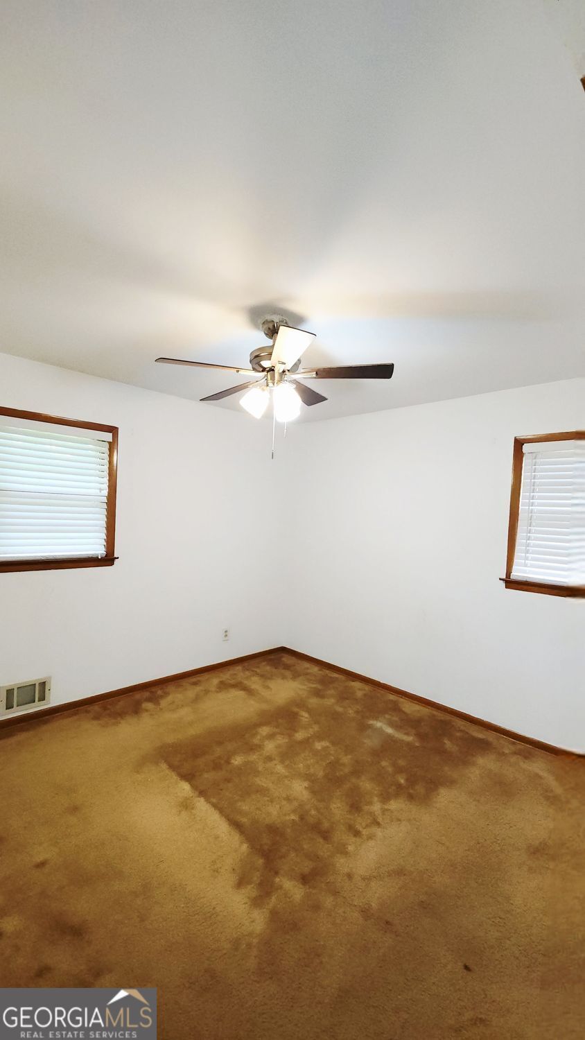 965 Laurel Street Property Photo 11