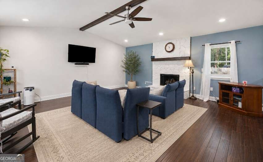 2083 Pond Road Property Photo 7