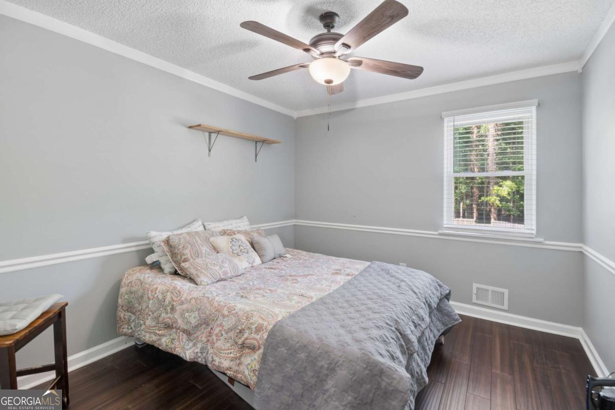 2083 Pond Road Property Photo 12