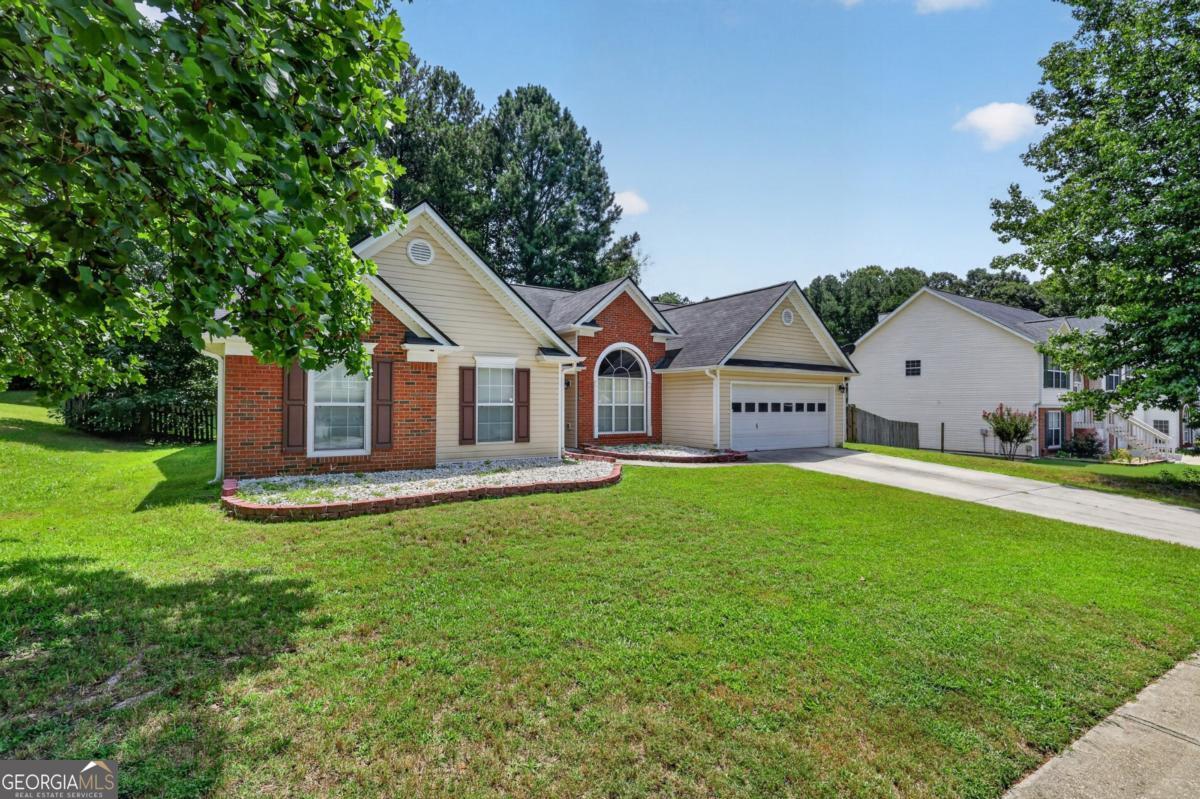 1142 Autumn Glen Way Property Photo 4