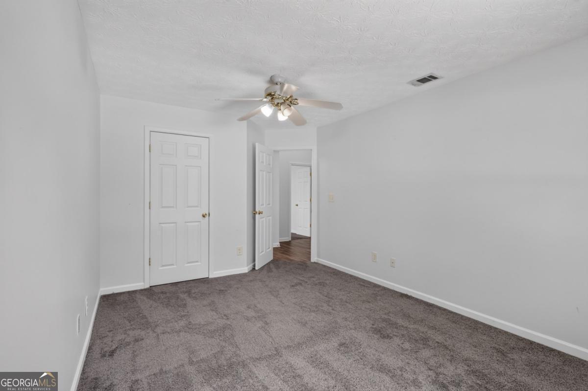 1142 Autumn Glen Way Property Photo 30