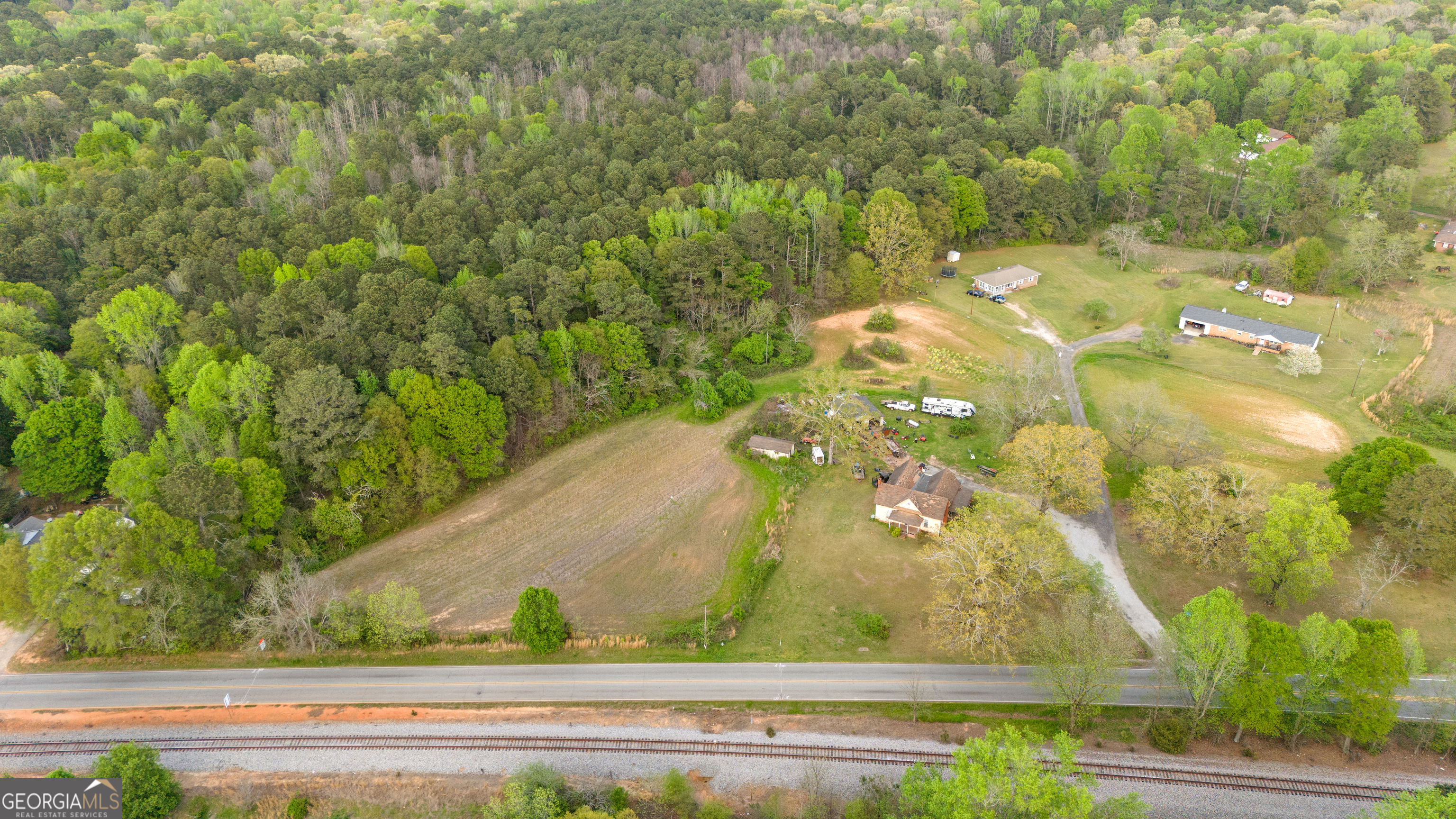 555 Highway 3 N Property Photo 4