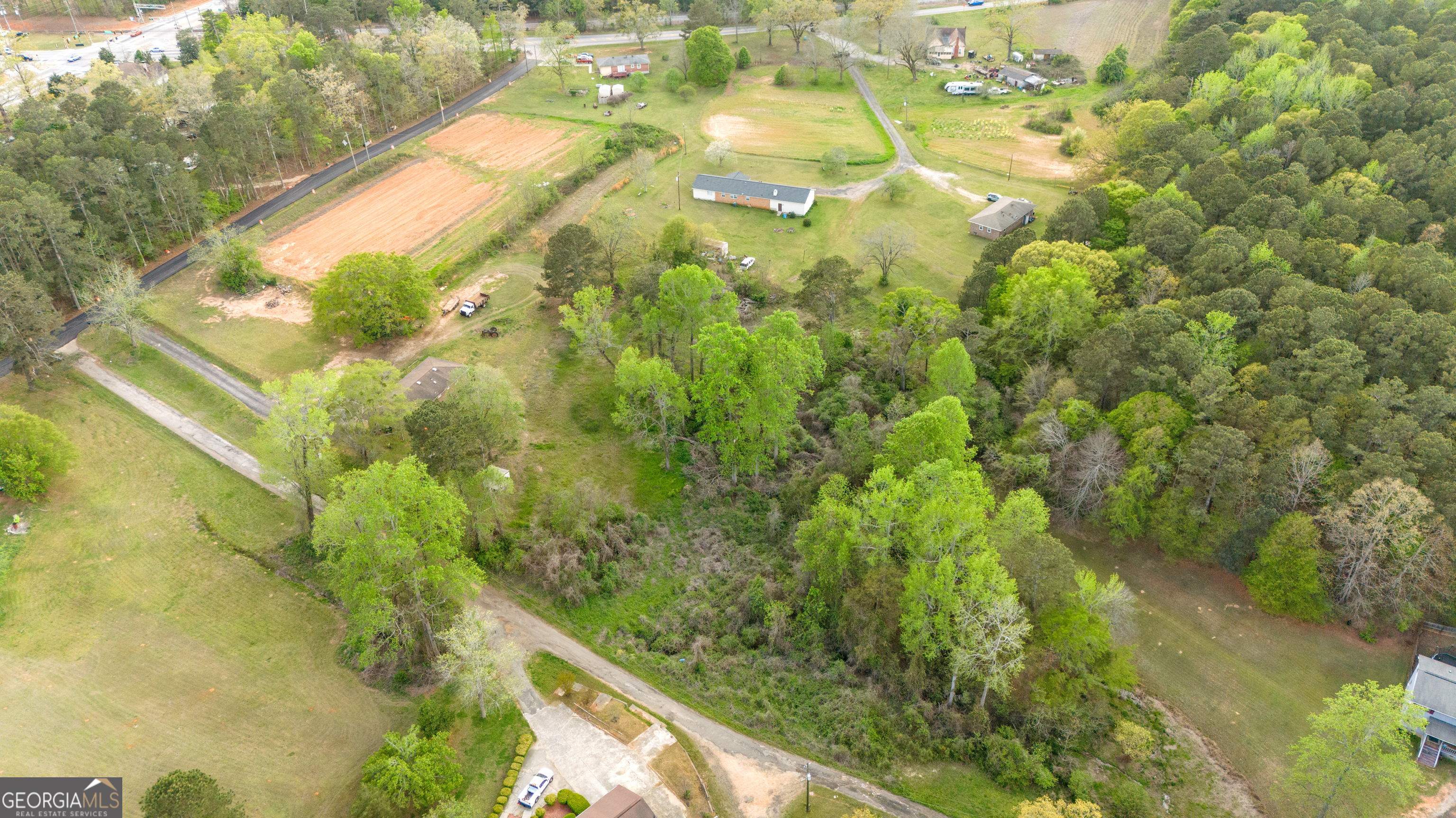 555 Highway 3 N Property Photo 6