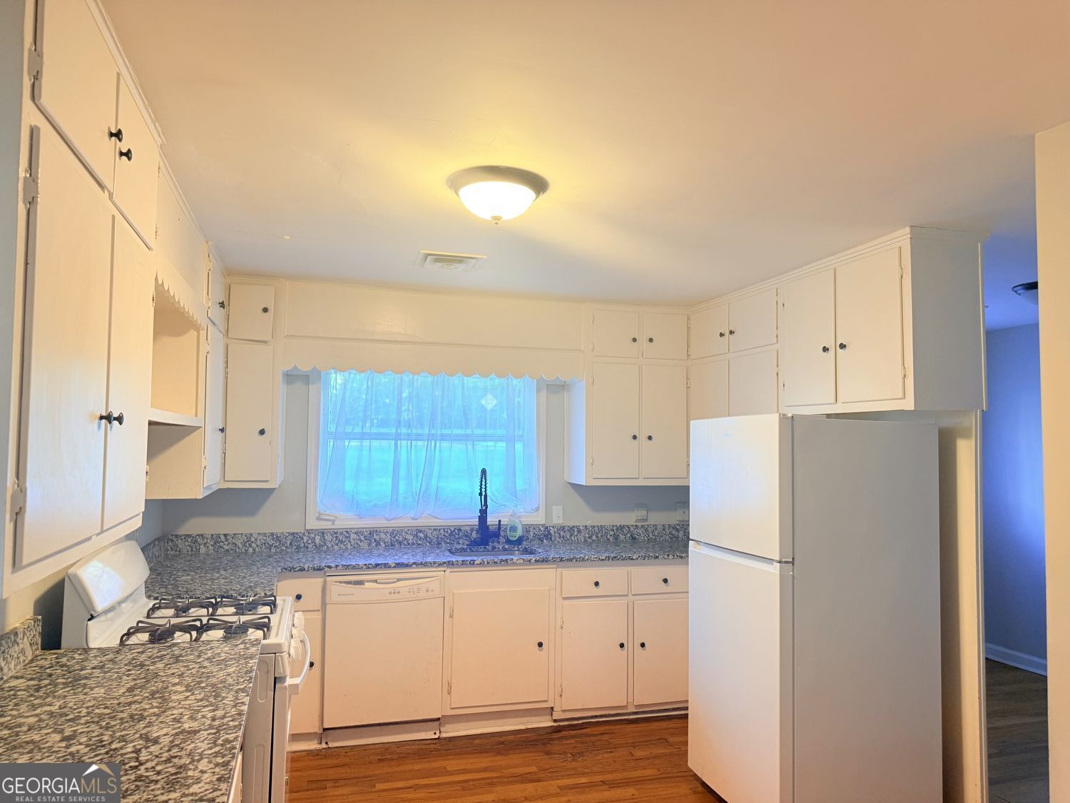661 Wimbish Road Property Photo 4