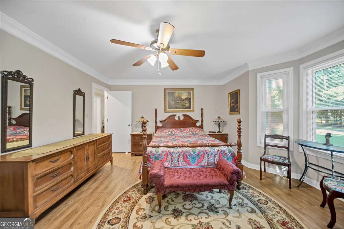 145 Earlygold Street Property Photo 10