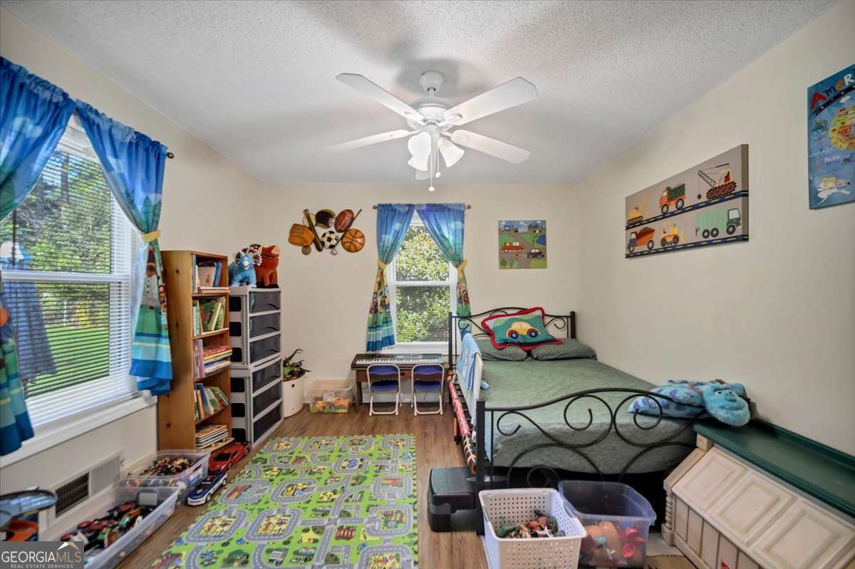 145 Earlygold Street Property Photo 16