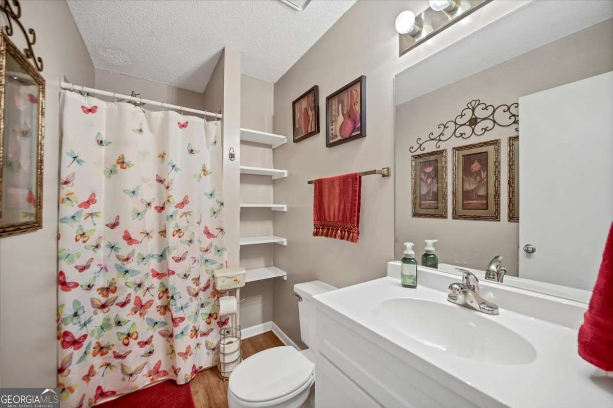 145 Earlygold Street Property Photo 17