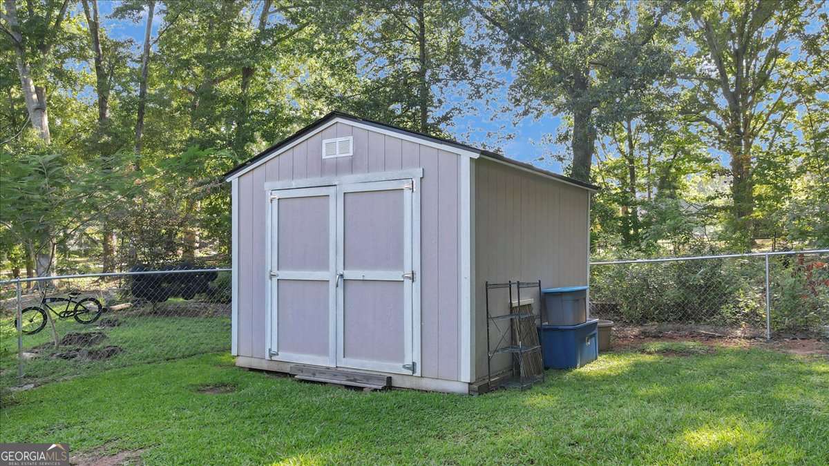 145 Earlygold Street Property Photo 22