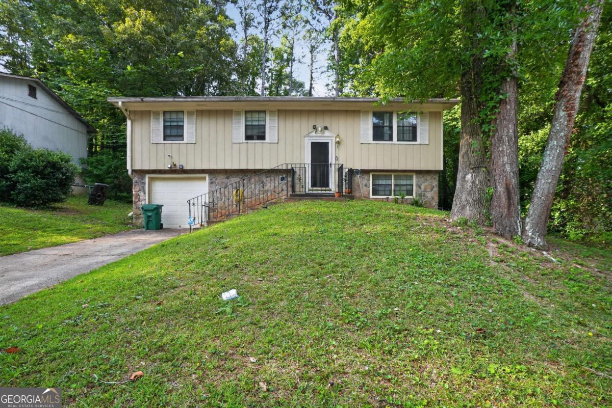 3675 Satellite Terrace Property Photo 1