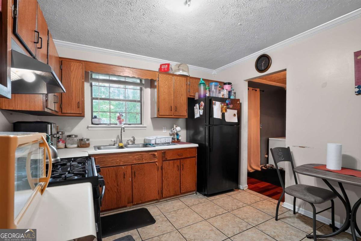 3675 Satellite Terrace Property Photo 6