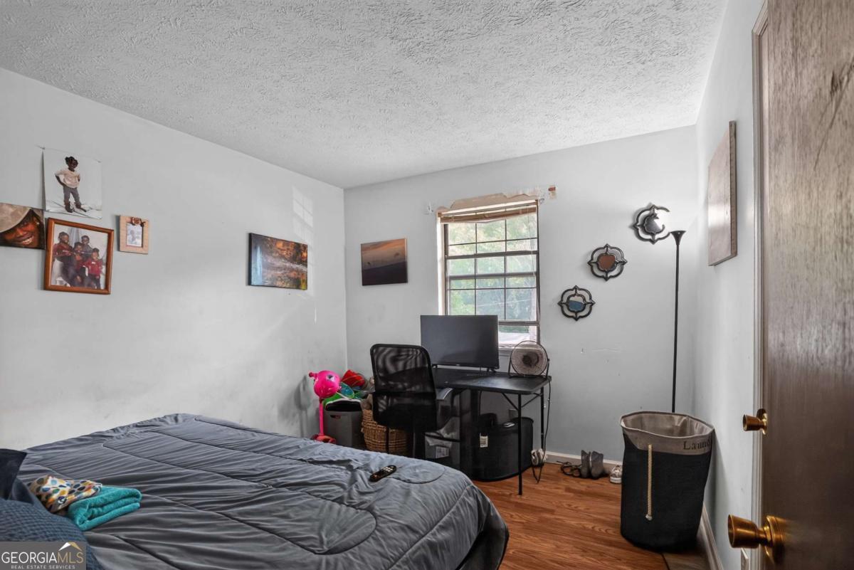 3675 Satellite Terrace Property Photo 9