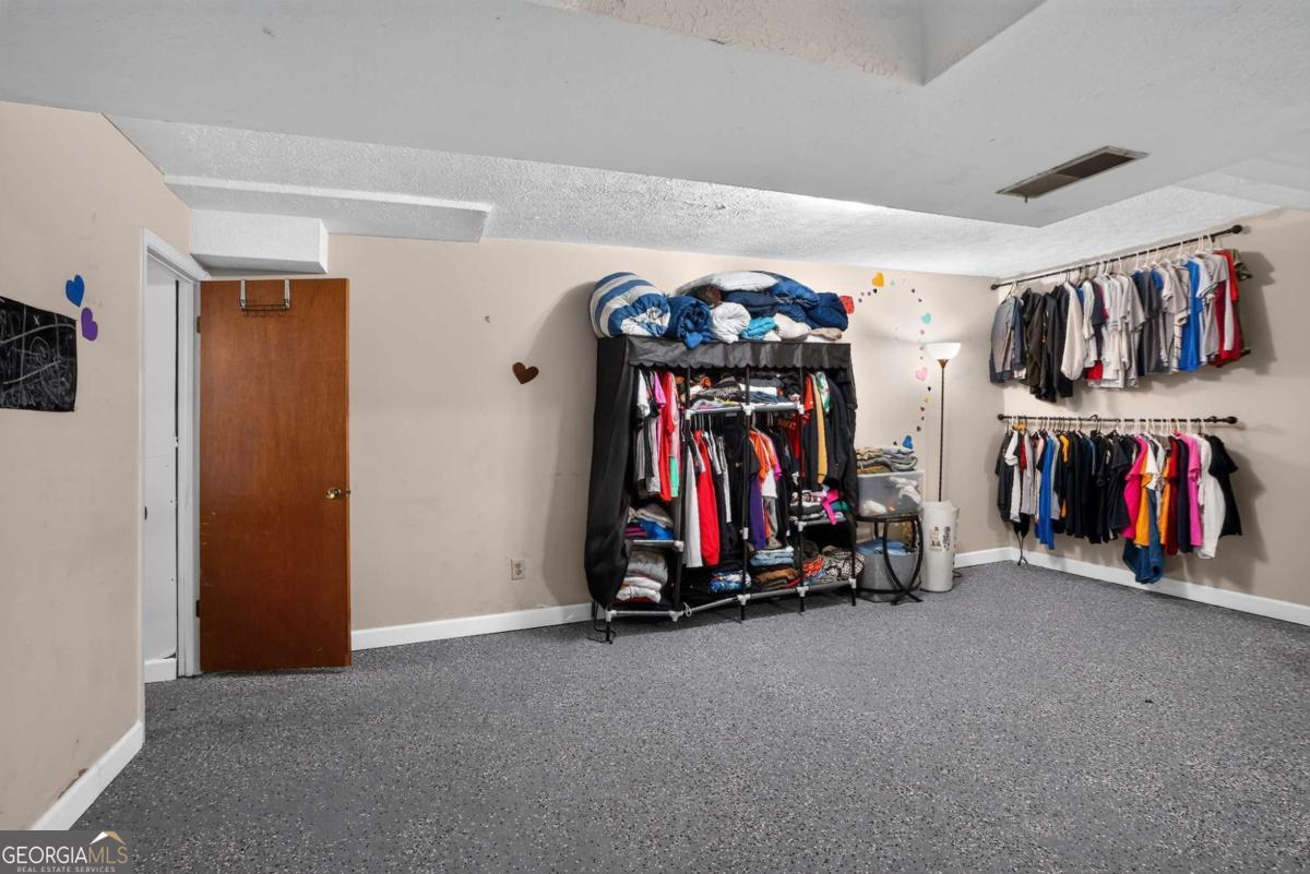 3675 Satellite Terrace Property Photo 17