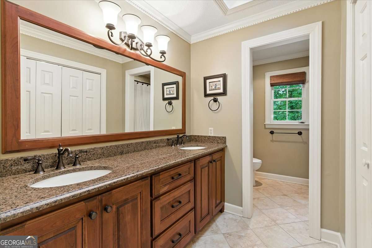 8 Saddle Trail Se Property Photo 35
