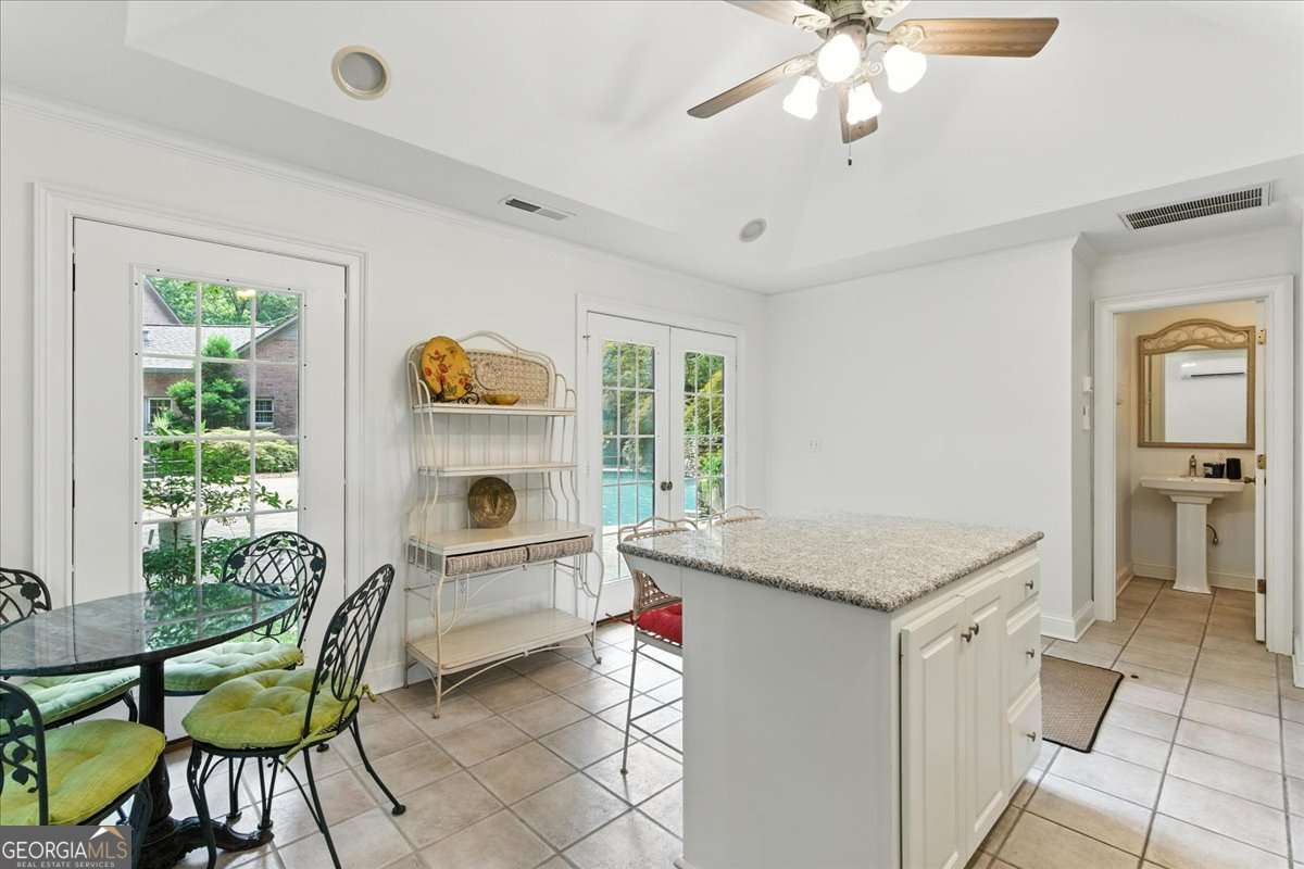 8 Saddle Trail Se Property Photo 45