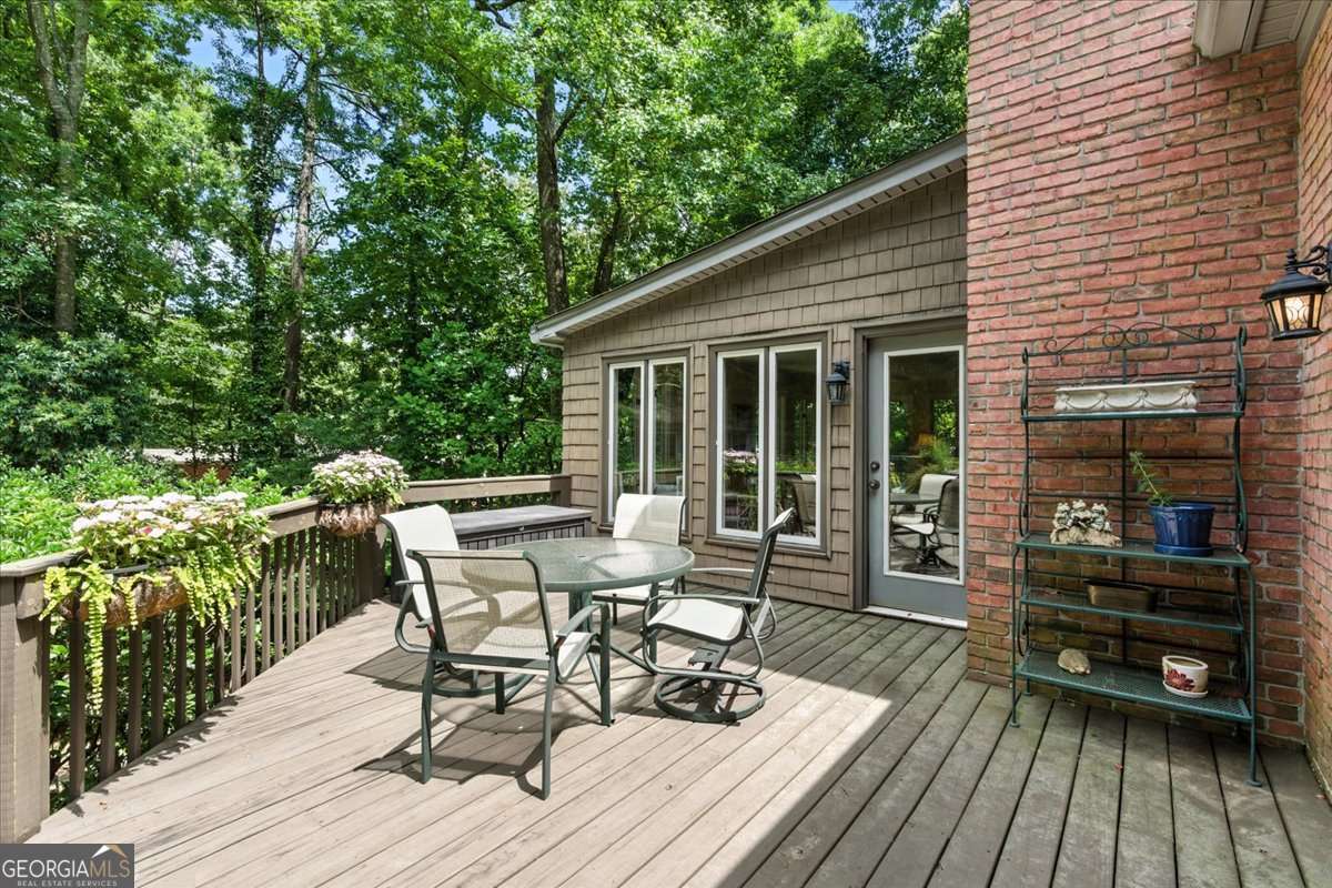 8 Saddle Trail Se Property Photo 49