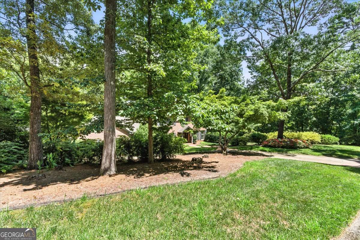 8 Saddle Trail Se Property Photo 59