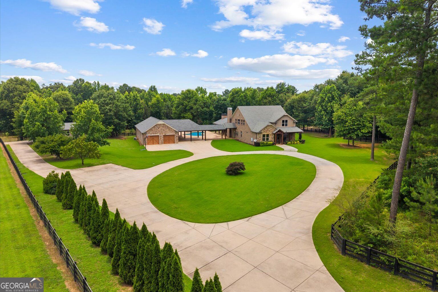 1600 Old Alabama Road Property Photo 1
