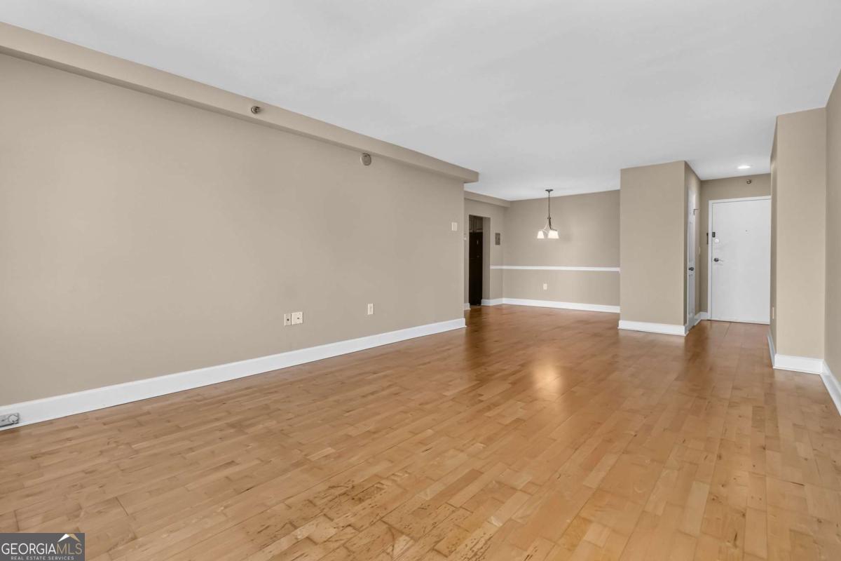 2479 Peachtree Road Ne # 1708 Property Photo 9