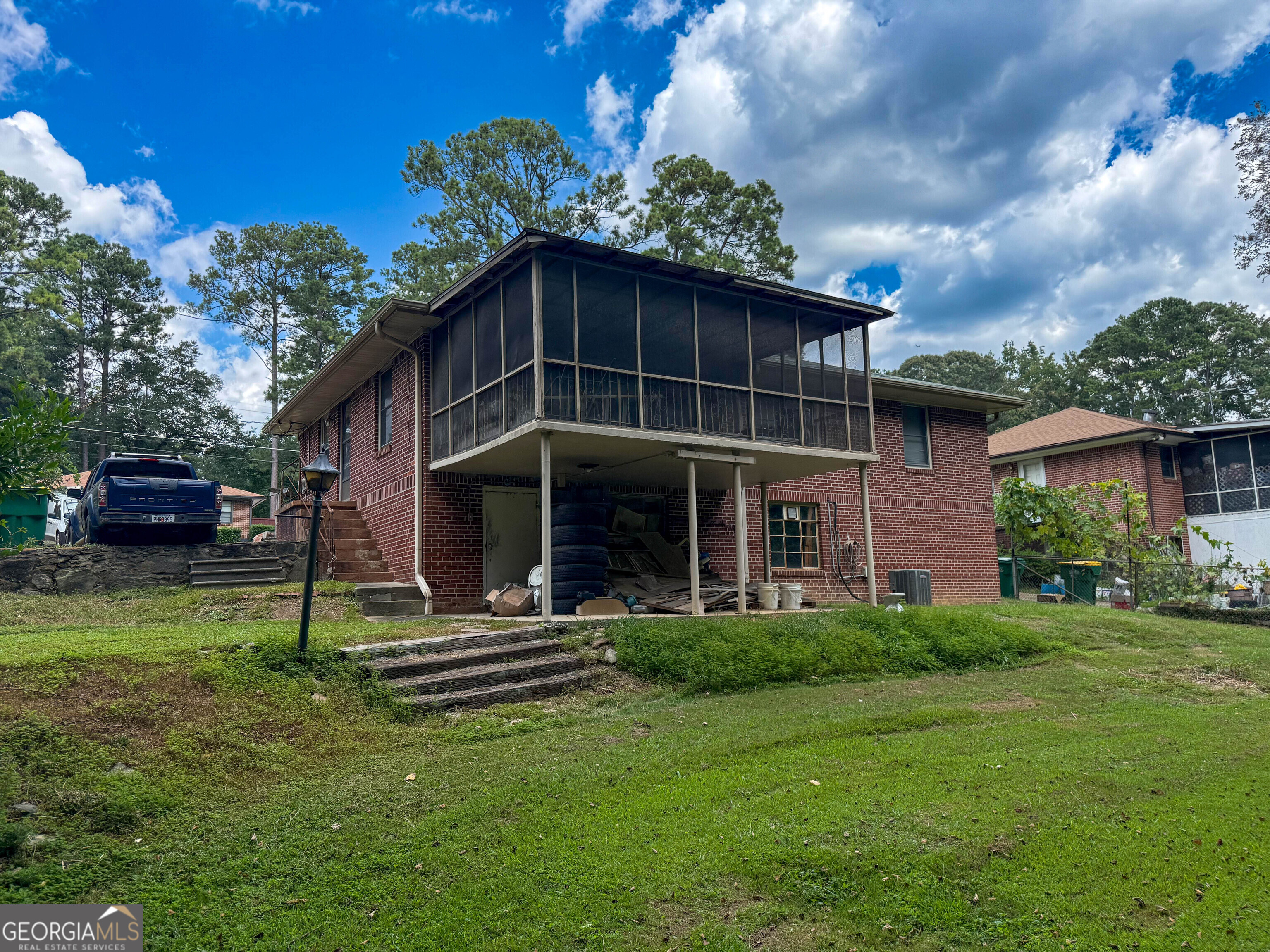 1153 Rocksprings Street Property Photo 5