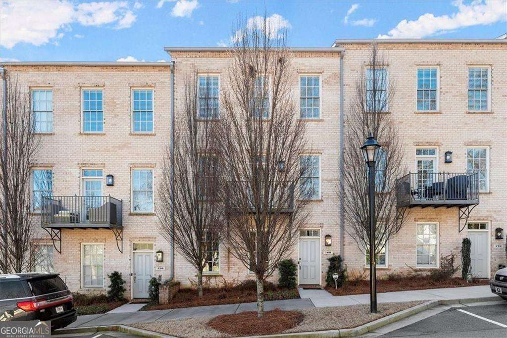 160 Clover Court Property Photo 1
