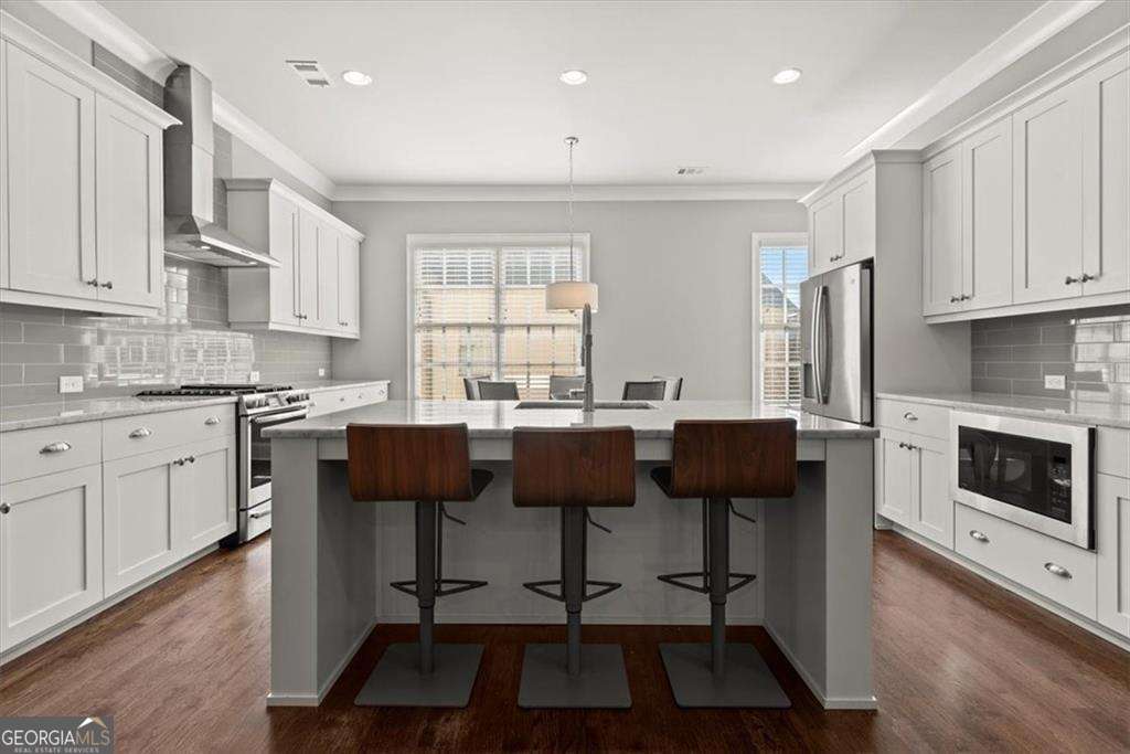 160 Clover Court Property Photo 8
