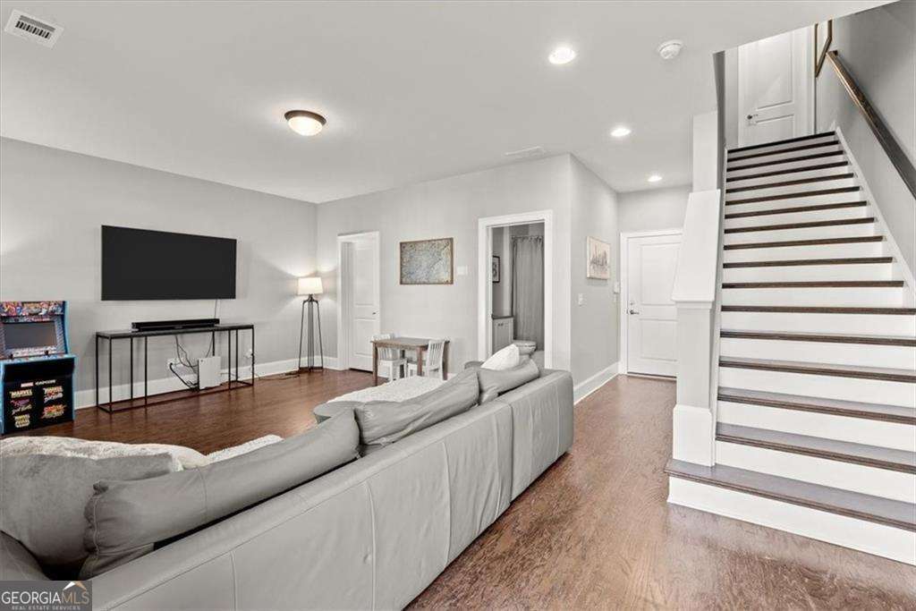 160 Clover Court Property Photo 15