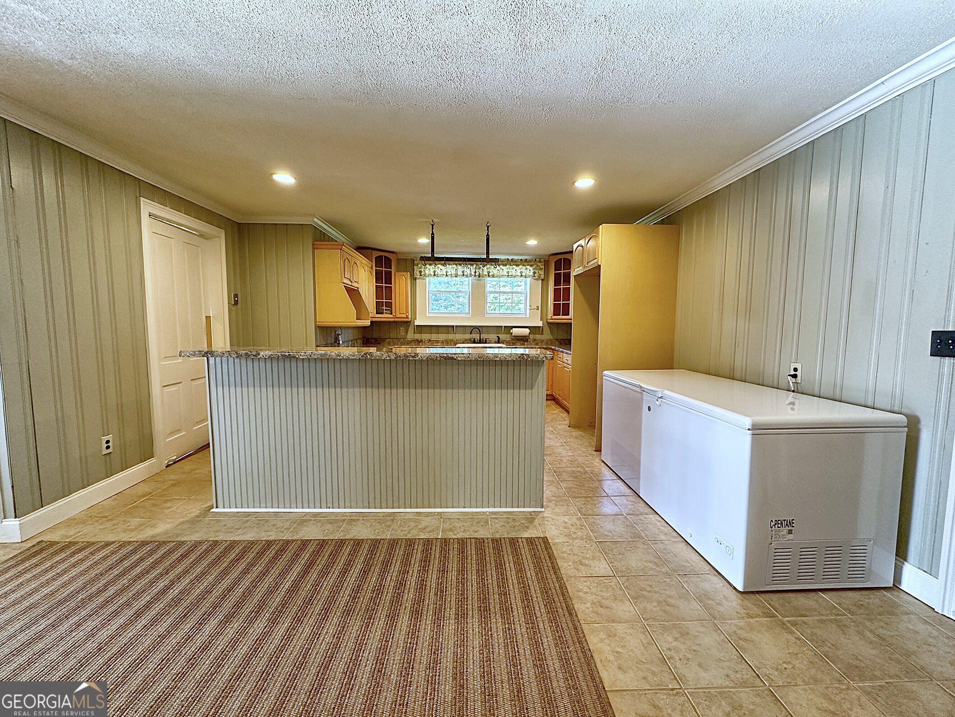 207 College Street Property Photo 18