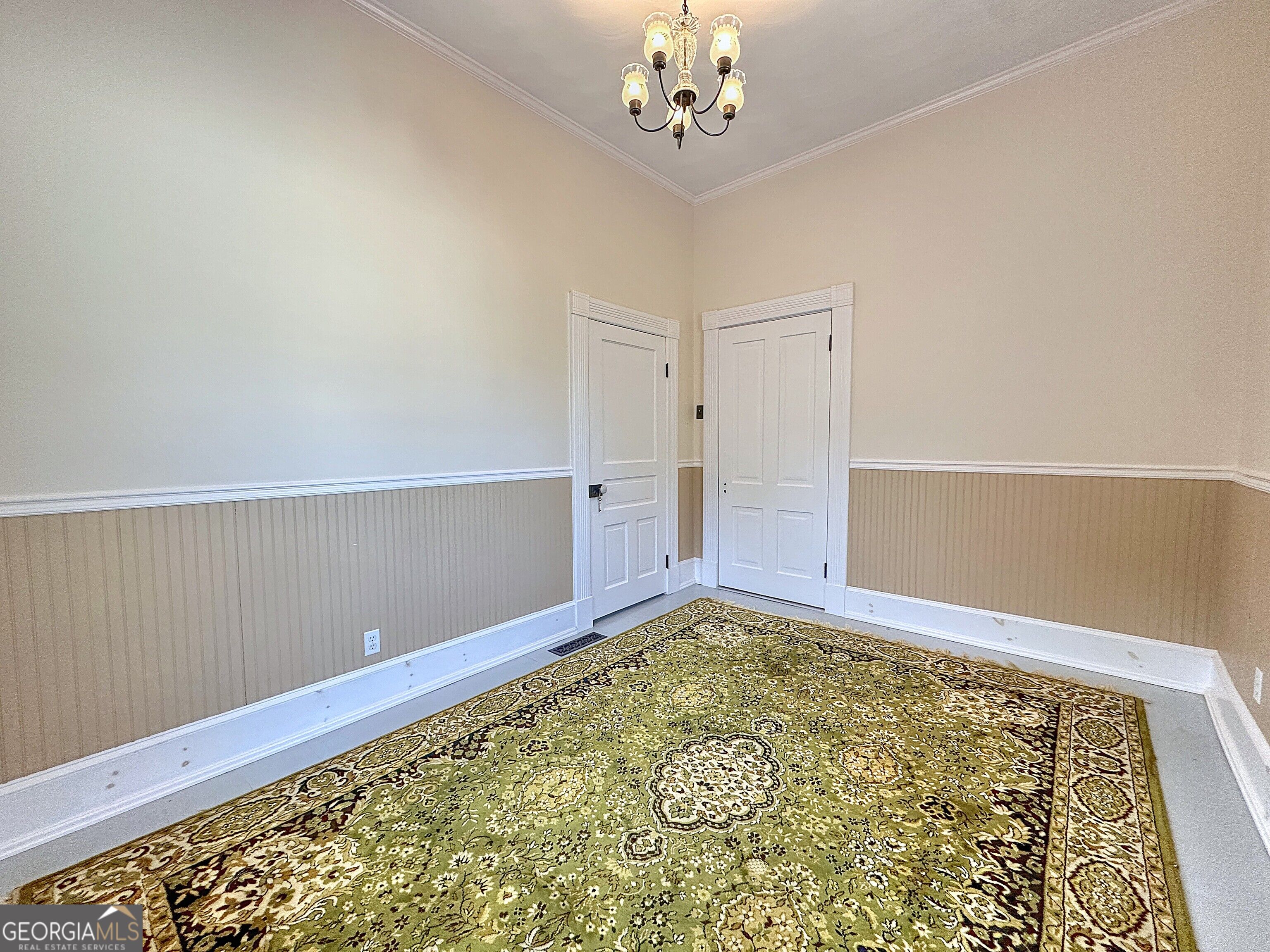 207 College Street Property Photo 29